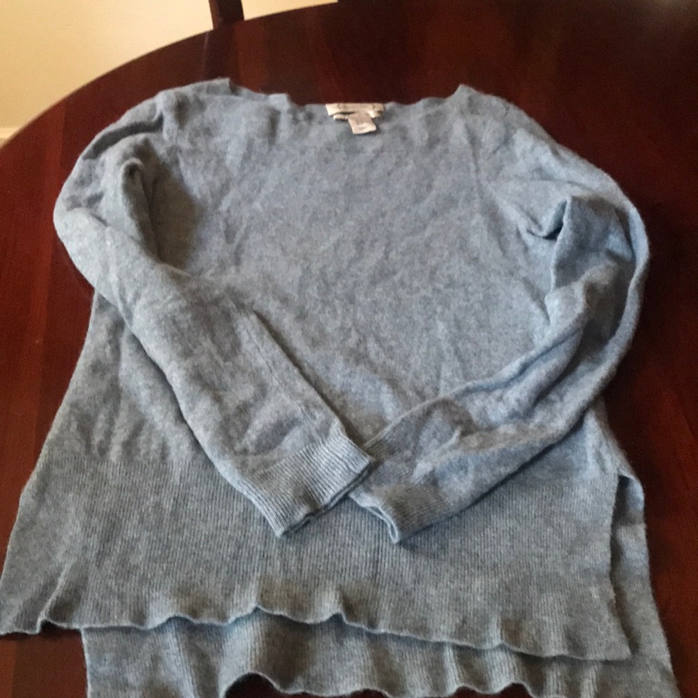 cashmere sweater. size medium but like a small